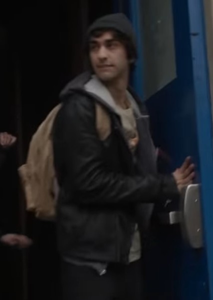 Alex Wolff photo