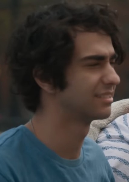 Alex Wolff photo