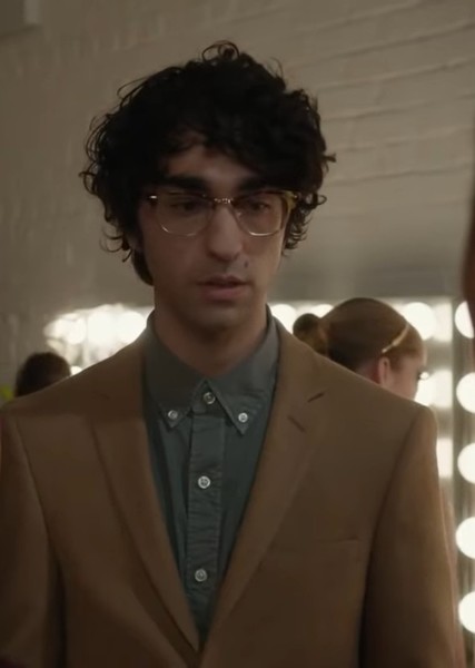 Alex Wolff photo