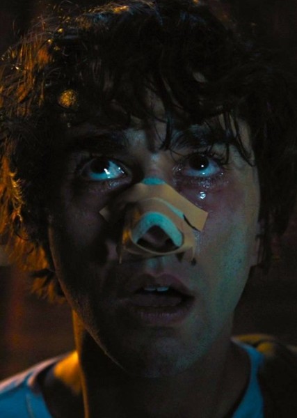Alex Wolff photo