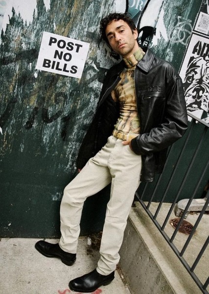 Alex Wolff photo