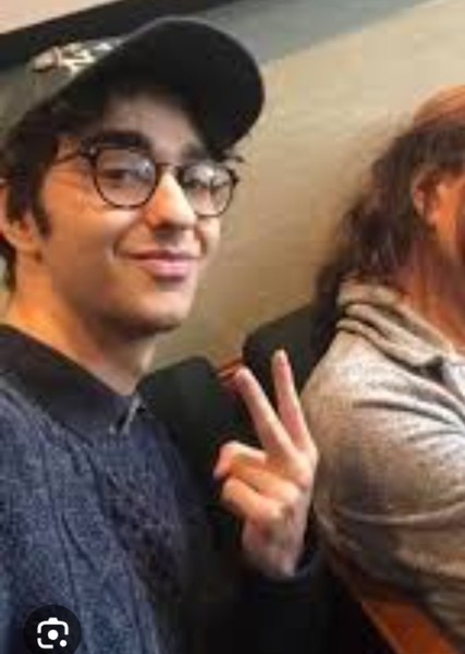Alex Wolff photo