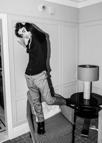 Alex Wolff photo