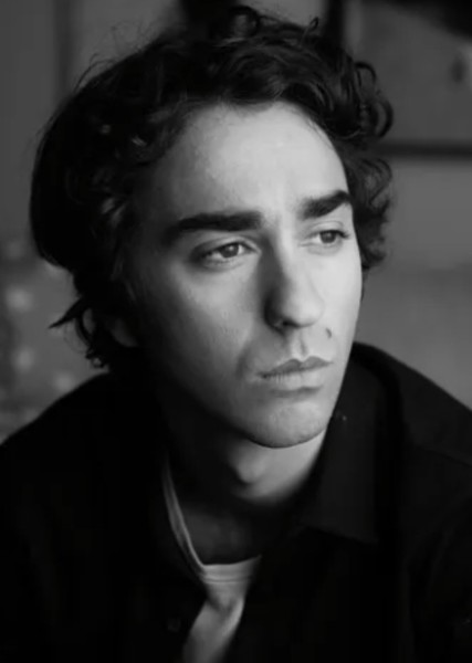 Alex Wolff photo