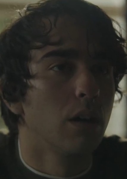 Alex Wolff photo