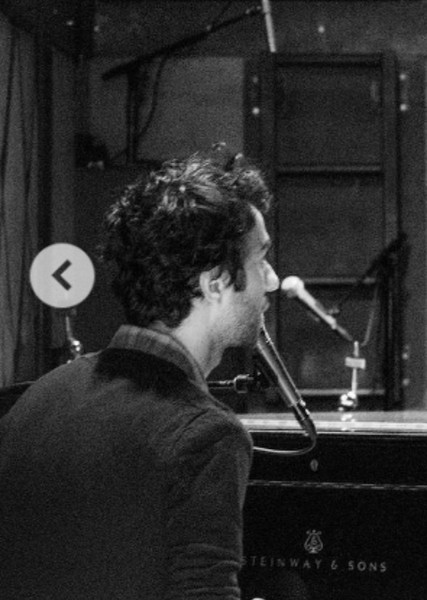 Alex Wolff photo