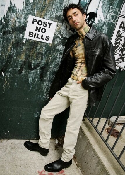 Alex Wolff photo