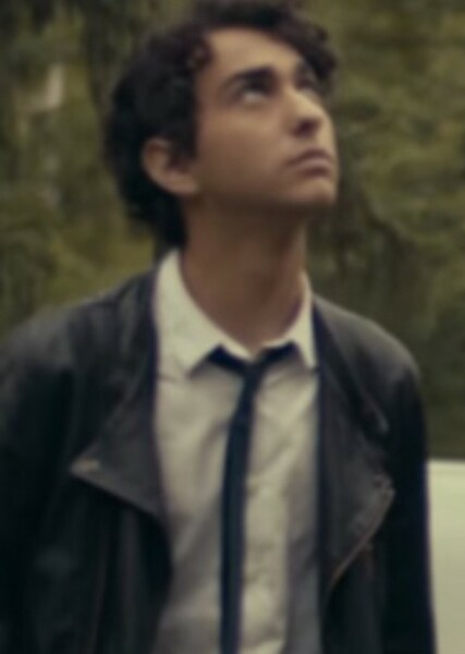Alex Wolff photo