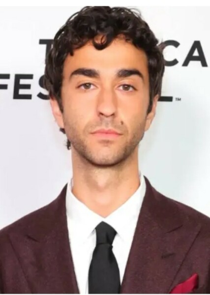 Alex Wolff photo