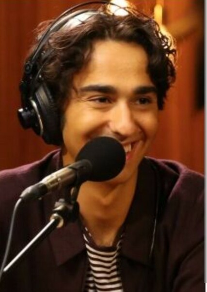 Alex Wolff photo