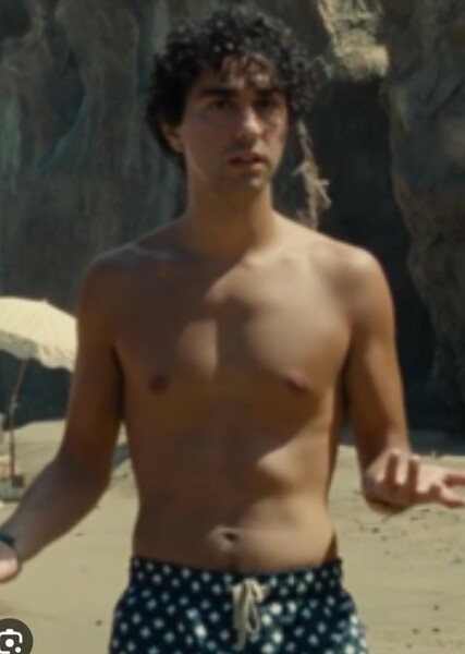 Alex Wolff photo