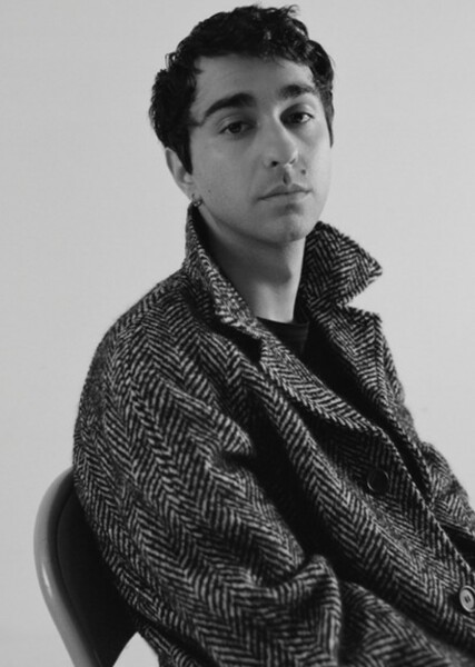 Alex Wolff photo
