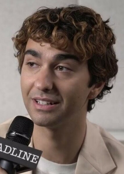 Alex Wolff photo