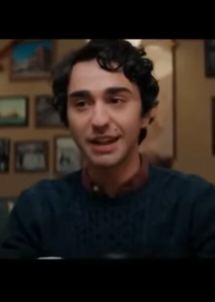 Alex Wolff photo