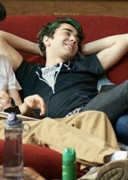 Alex Wolff photo