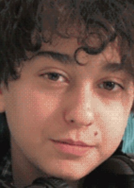 Alex Wolff photo