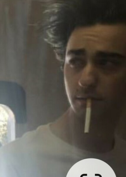 Alex Wolff photo