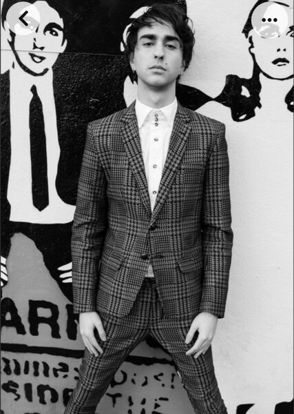 Alex Wolff photo