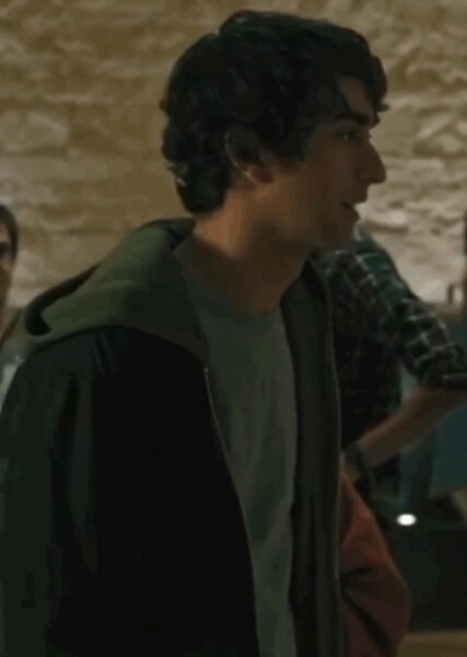Alex Wolff photo