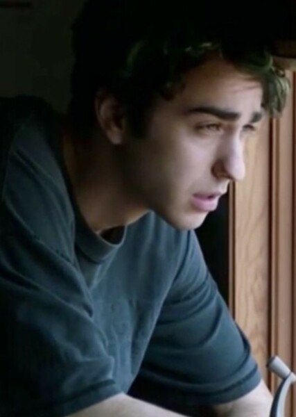 Alex Wolff photo