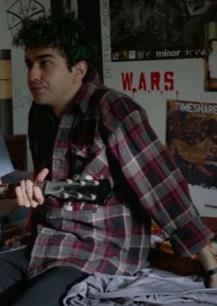 Alex Wolff photo