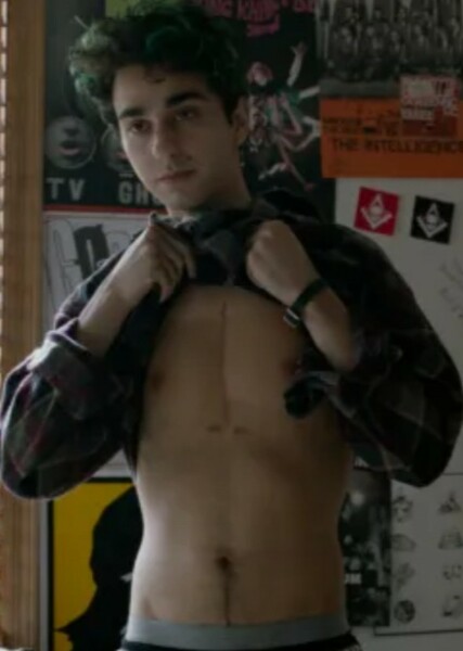 Alex Wolff photo