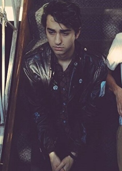 Alex Wolff photo