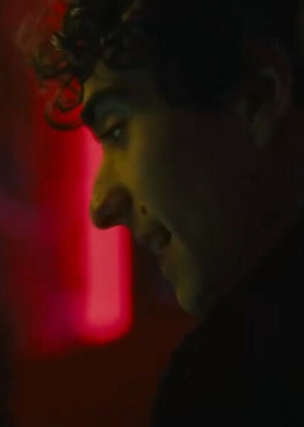 Alex Wolff photo