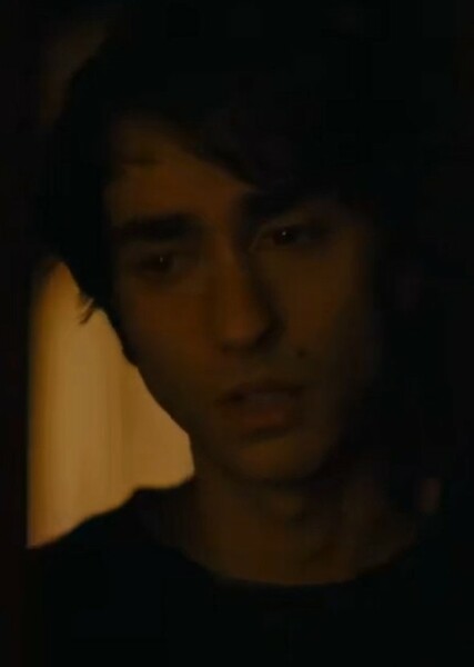 Alex Wolff photo