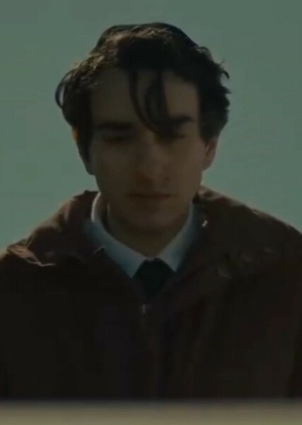 Alex Wolff photo