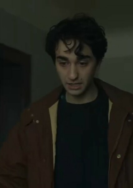 Alex Wolff photo