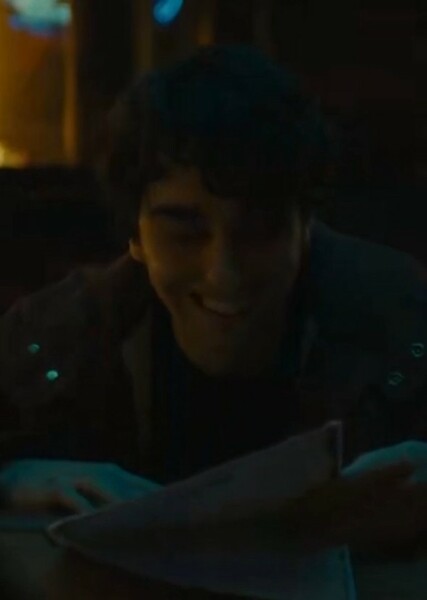 Alex Wolff photo