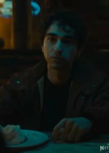Alex Wolff photo