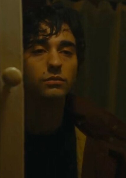 Alex Wolff photo
