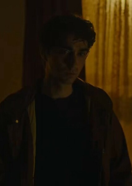 Alex Wolff photo