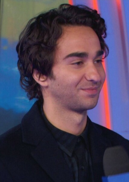 Alex Wolff photo