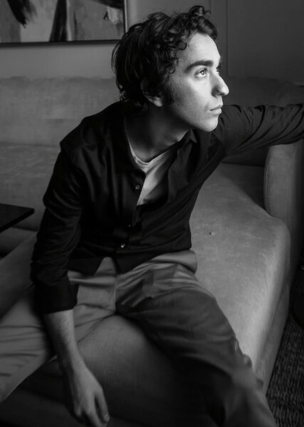 Alex Wolff photo