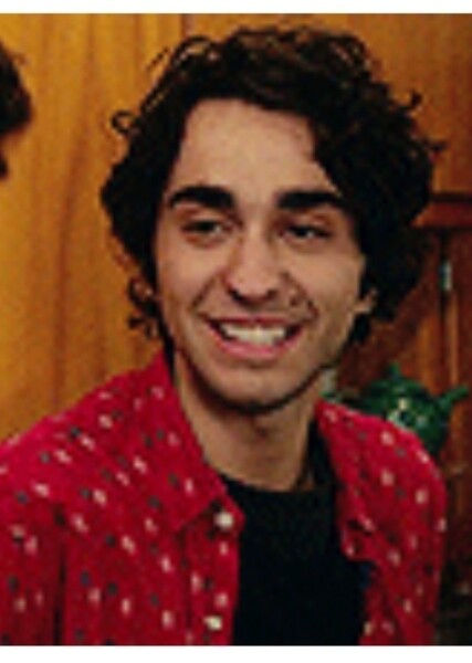 Alex Wolff photo