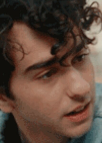 Alex Wolff photo