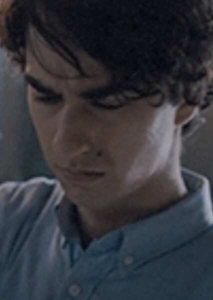 Alex Wolff photo
