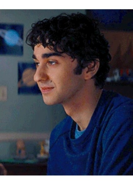 Alex Wolff photo