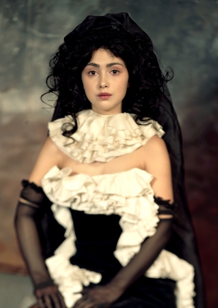 Alexa Mansour photo