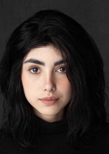 Alexa Mansour photo