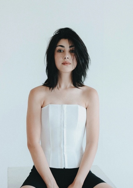 Alexa Mansour photo