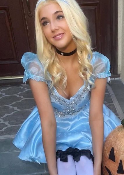 Alexa Nisenson photo