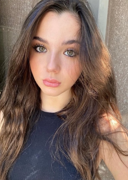 Alexa Nisenson