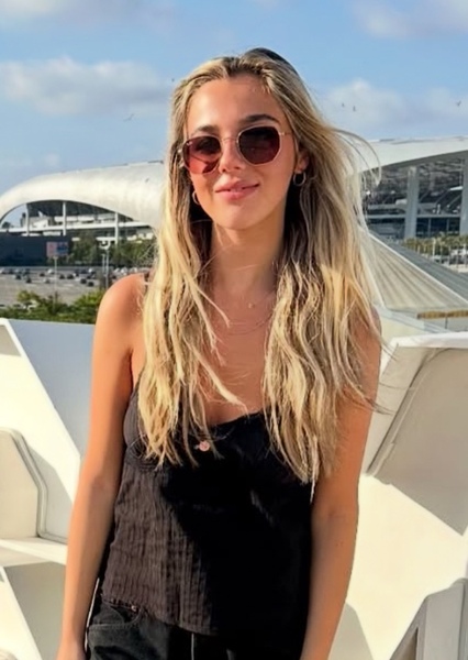 Alexa Nisenson
