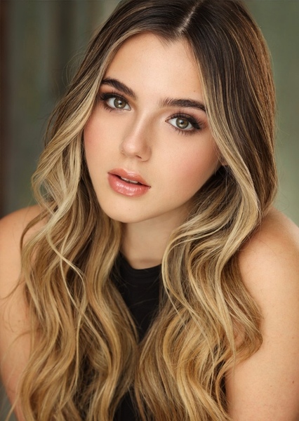 Alexa Nisenson
