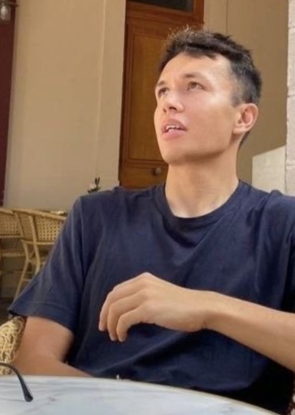 Alexander Albon photo