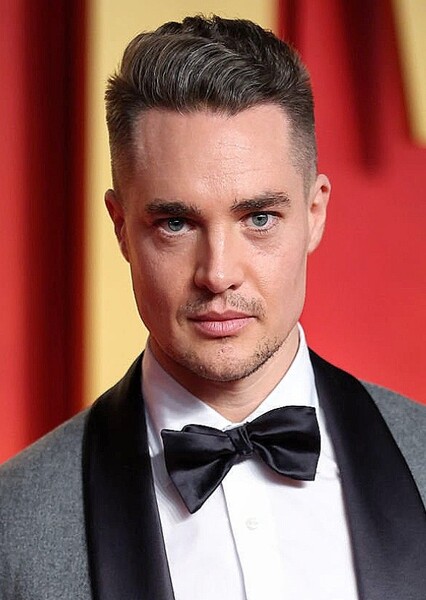 Alexander Dreymon